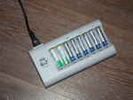 Зарядное устройство для аккумуляторов типа АА и ААА