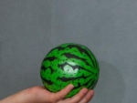 Надувной мячик 16 см